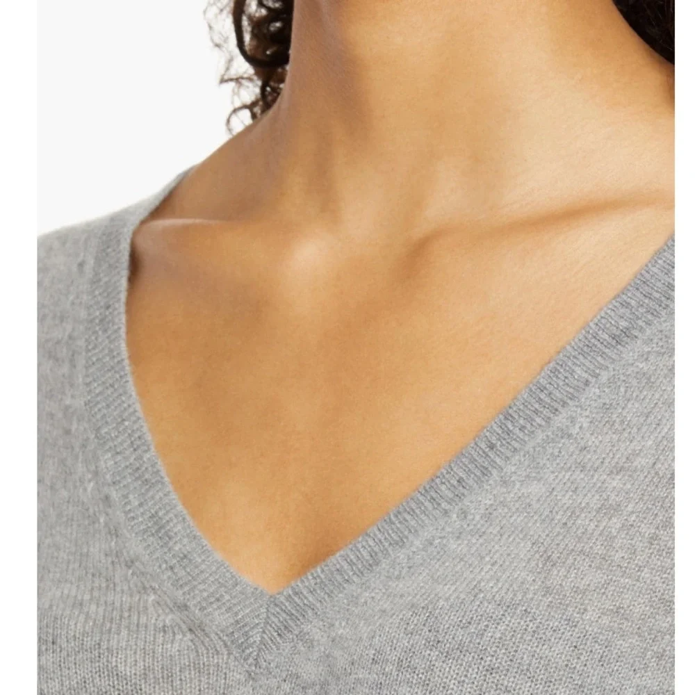 Nordstrom Women's 100% Cashmere Grey Heather V-Neck Sweater - Sz Large, NWT
